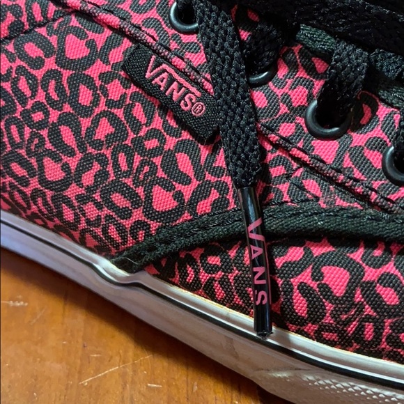 Vans Pink & Black Cheetah print sneakers - Picture 2 of 9